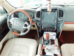 تۆیۆتا لاند کروزەر